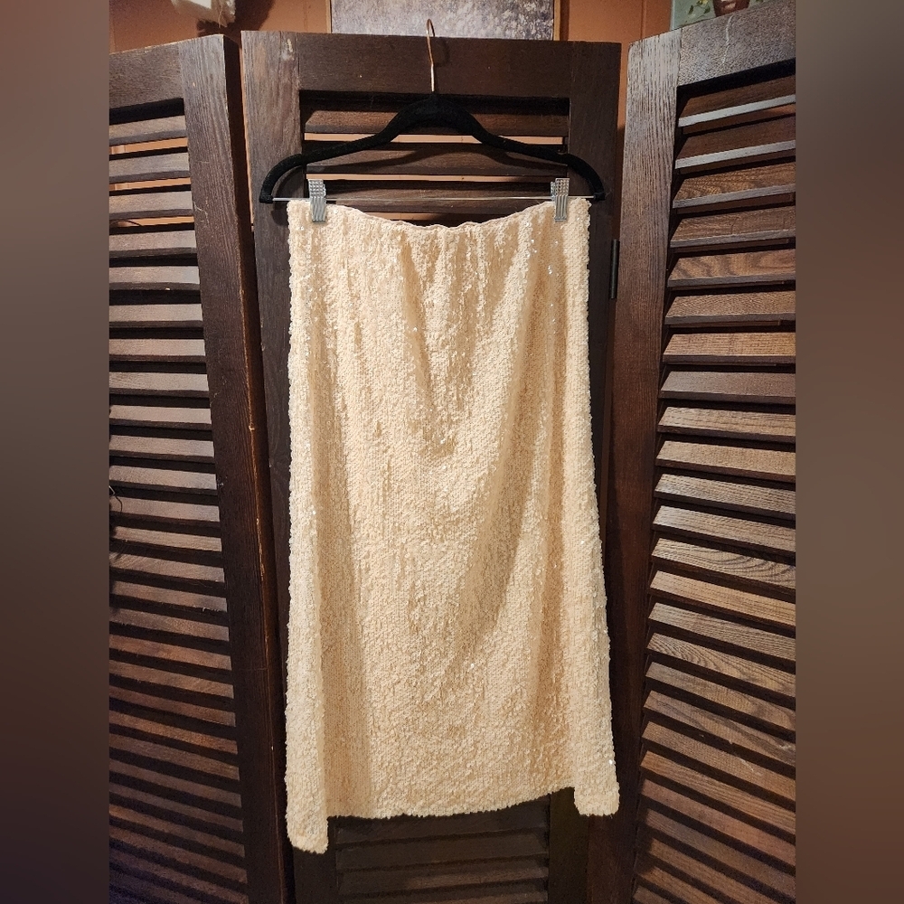 Elegant Cream Sequin Skirt
